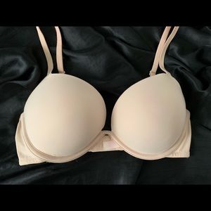 VS PINK 32D Wear Everywhere Super Push-Up beige